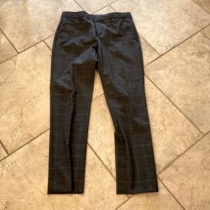 Banana Republic Ryan Dress Pant. Dark Gray with Silver Checkered Pattern.